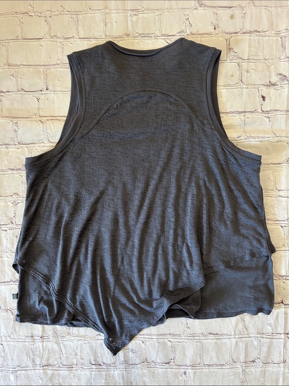 Lululemon Sweetest Day Workout Tank Top Nebula Gray Small Quick Drying - Picture 5 of 5